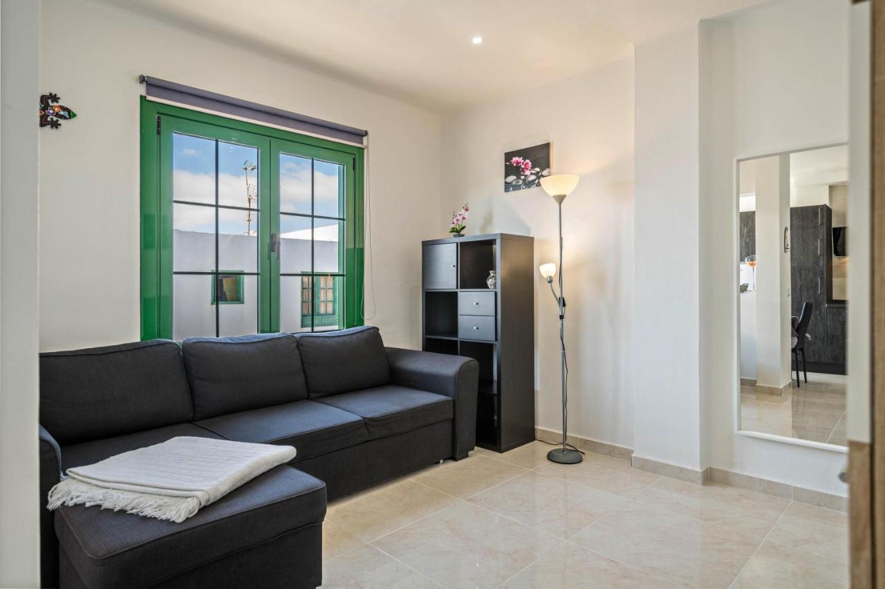 La Casa Del Pueblo Lägenhet Playa Blanca  Exteriör bild
